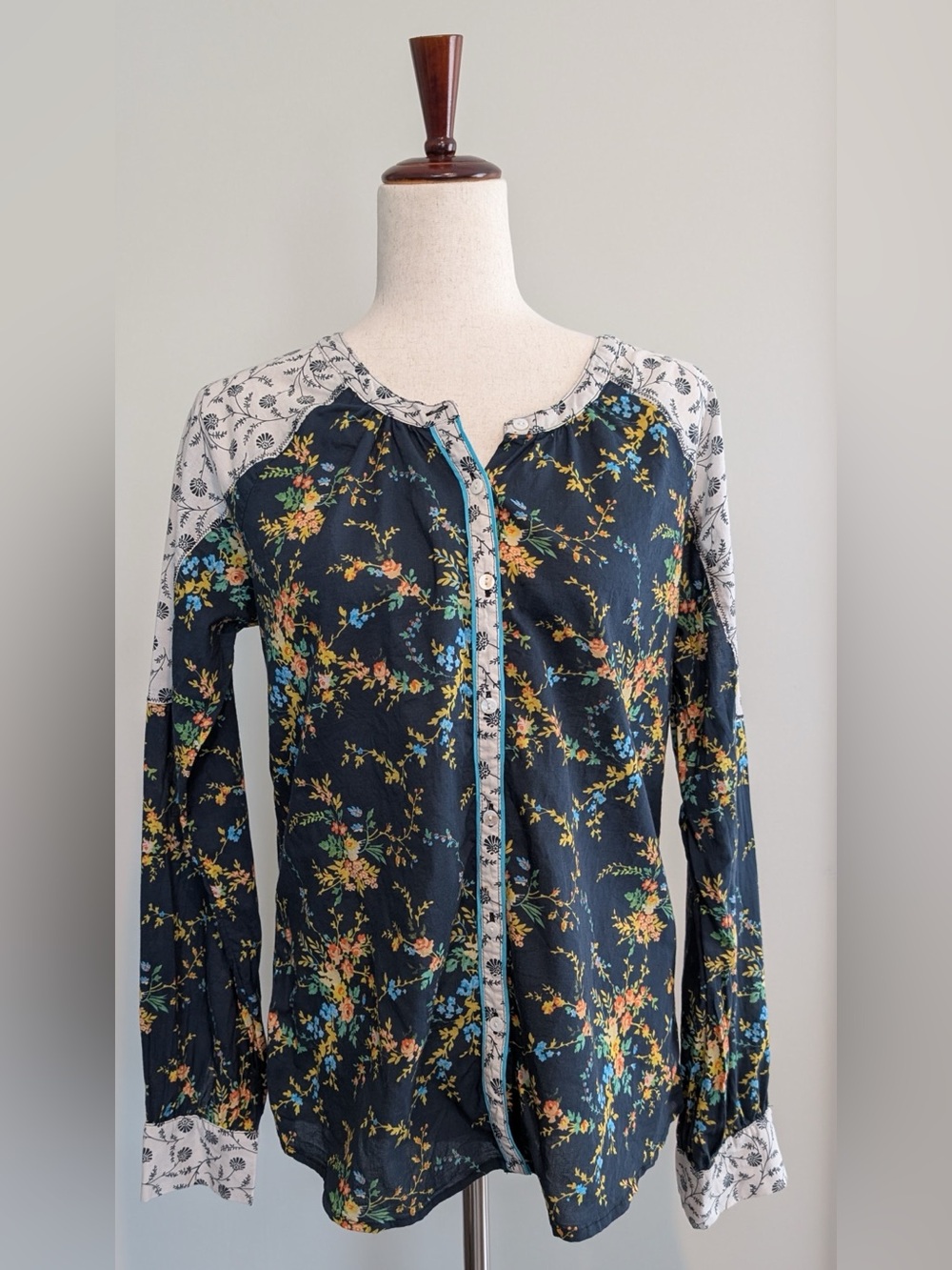 Sundance Stories to be Told Button Down Long Sleeve Floral Boho Navy Size Small